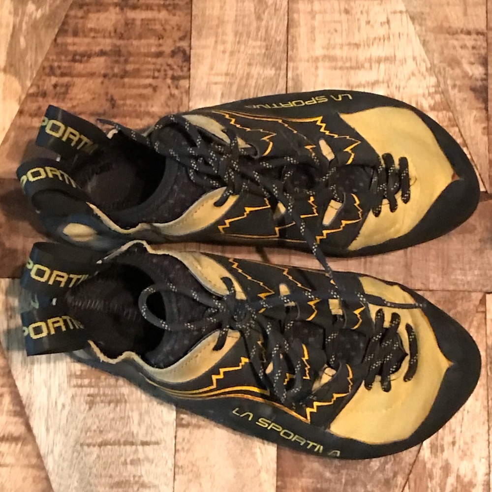 Katana Lace Vibram XS Edge Climbing Shoe